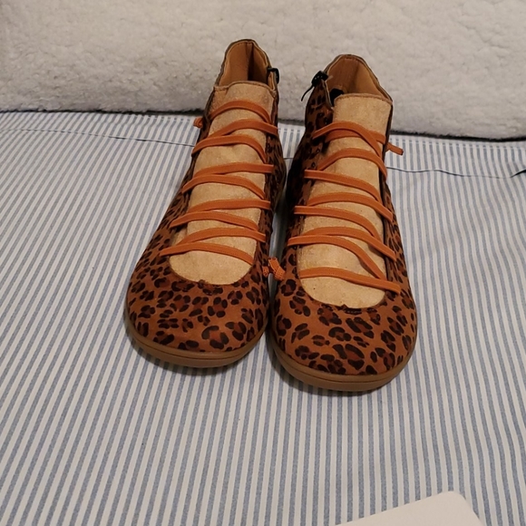 PRINTED BOOTS - Picture 1 of 2